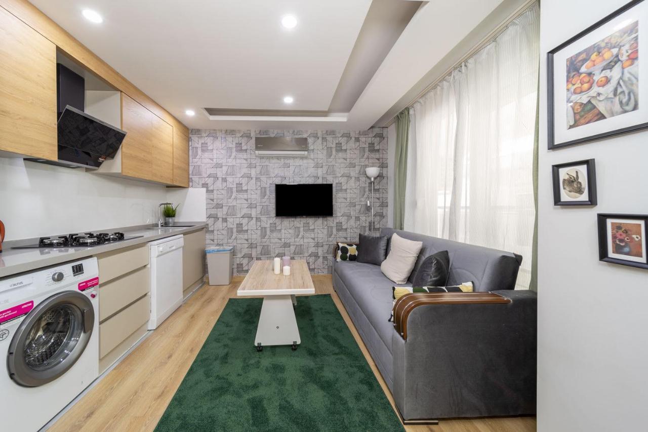 Modern And Cozy Apartment With Central Location And Balcony In Muratpasa, Antalia Esterno foto